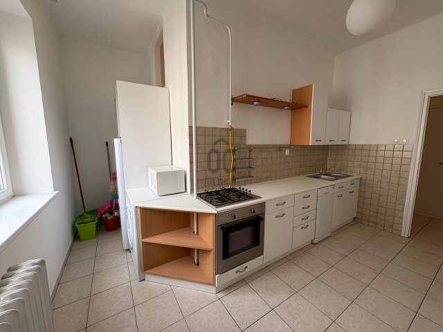 Kiadó téglalakás, albérlet, Budapesten, V. kerületben, 2 szobás