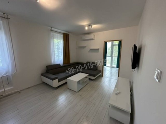 Eladó panellakás, Pakson 49.9 M Ft, 3 szobás