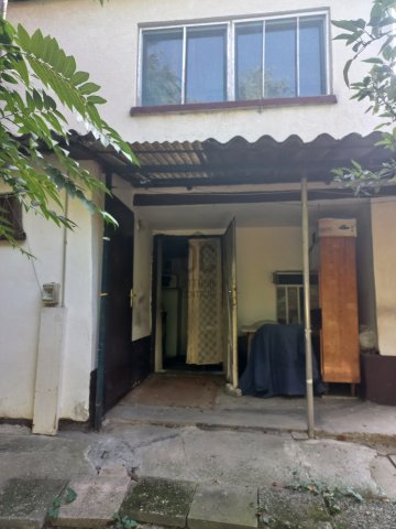 Eladó családi ház, Dunavarsányban 35 M Ft, 1 szobás