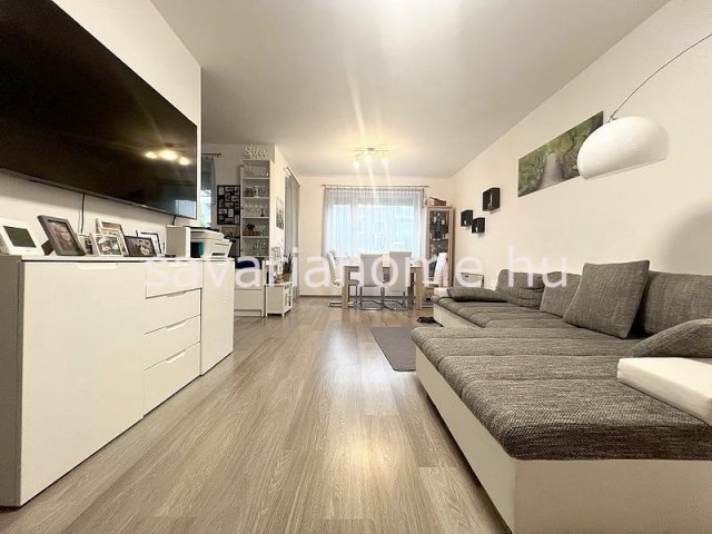 Eladó téglalakás, Szombathelyen 71.99 M Ft, 3 szobás