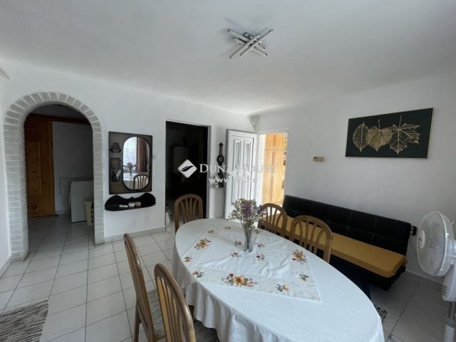 Eladó családi ház, Balatonfűzfőn 76 M Ft, 5 szobás
