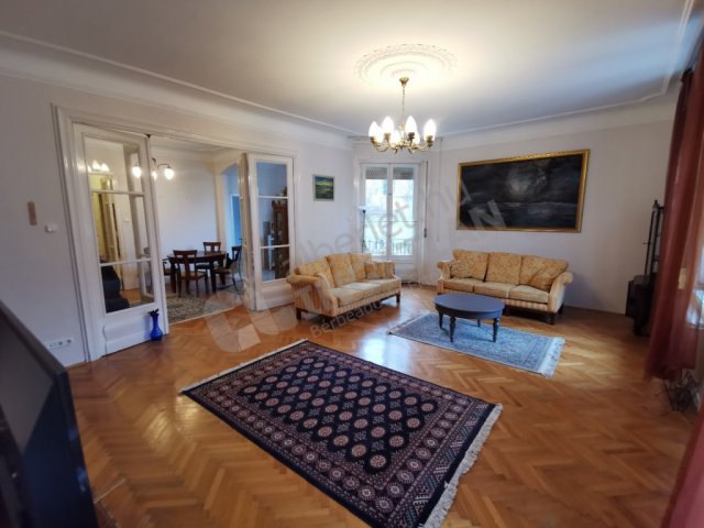 Eladó téglalakás, Budapesten, II. kerületben 152 M Ft, 3 szobás