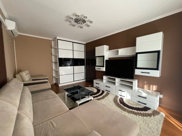 Kiadó téglalakás, albérlet, Debrecenben 270 E Ft / hó, 3 szobás