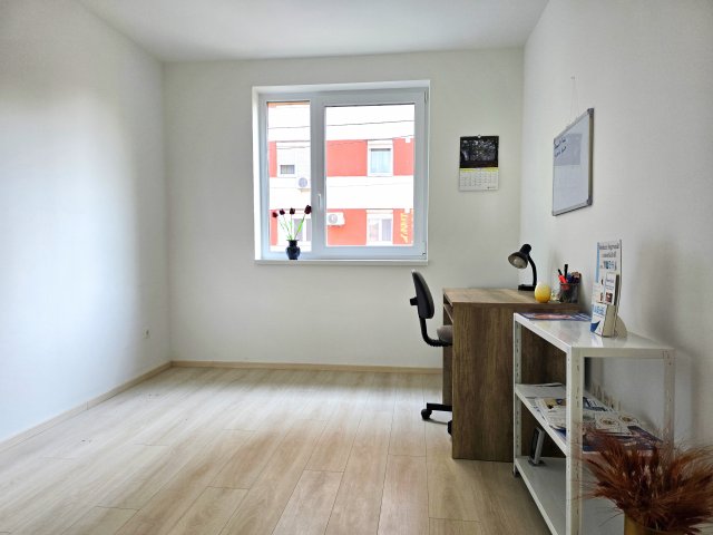 Kiadó téglalakás, albérlet, Pécsett 250 E Ft / hó, 3 szobás