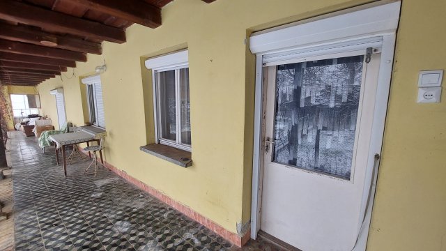 Eladó családi ház, Koppányszántón 10.5 M Ft, 2 szobás