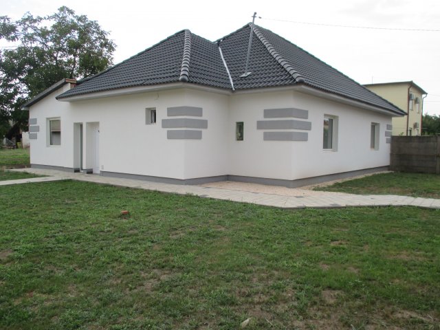Eladó családi ház, Békéscsabán 54.9 M Ft, 5 szobás