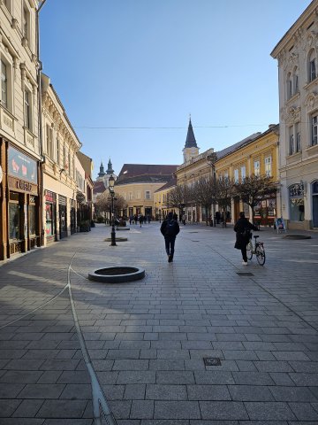 Eladó téglalakás, Székesfehérvárott 49.9 M Ft, 1+2 szobás