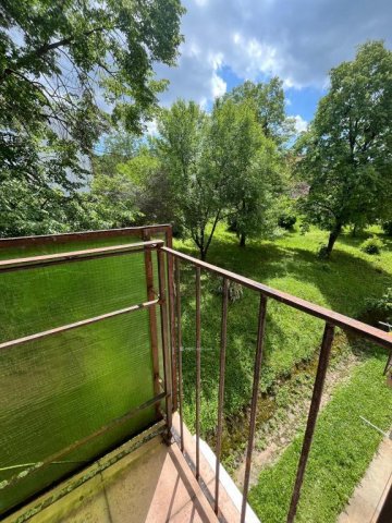 Eladó téglalakás, Komlón 22.9 M Ft, 2 szobás