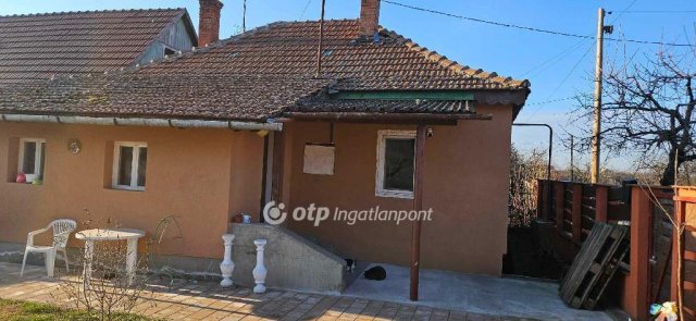 Eladó családi ház, Nagykörűn 25.99 M Ft, 5+1 szobás