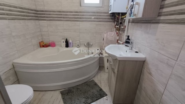 Eladó családi ház, Sülysápon 34.9 M Ft, 2 szobás