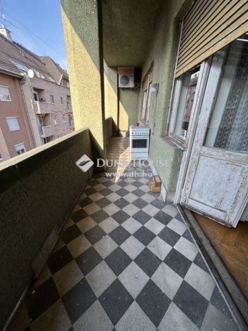 Eladó téglalakás, Budapesten, IV. kerületben 104 M Ft, 4 szobás