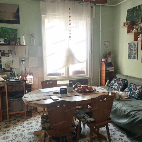 Eladó családi ház, Törökszentmiklóson 18.5 M Ft, 2 szobás