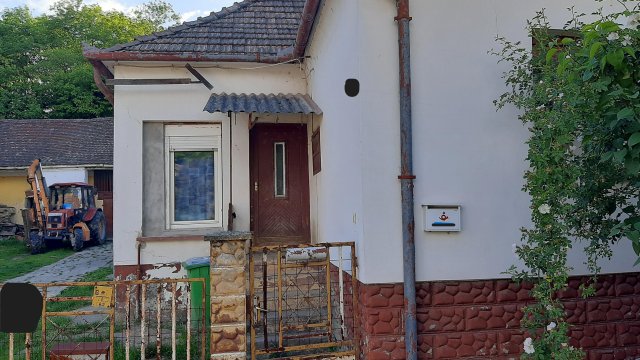 Eladó családi ház, Villánykövesden 18 M Ft, 3 szobás
