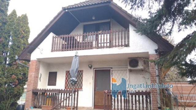 Eladó családi ház, Dányon 33.5 M Ft, 2 szobás