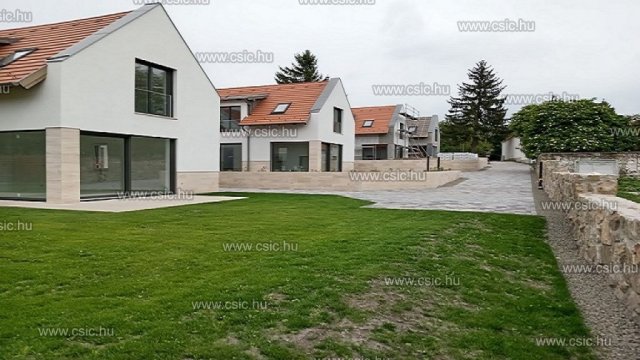Eladó családi ház, Nagykovácsiban 255 M Ft, 6 szobás