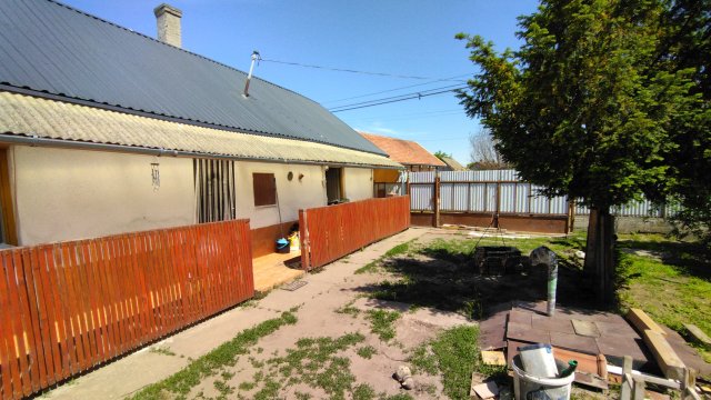 Eladó családi ház, Nagykátán 19.9 M Ft, 2 szobás