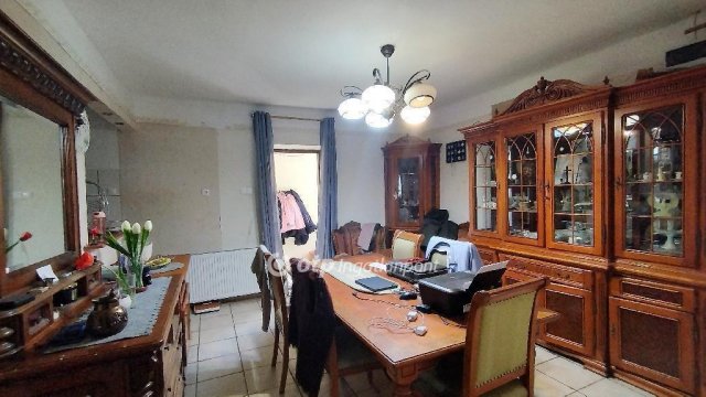 Eladó családi ház, Túrkevén 22 M Ft, 3 szobás