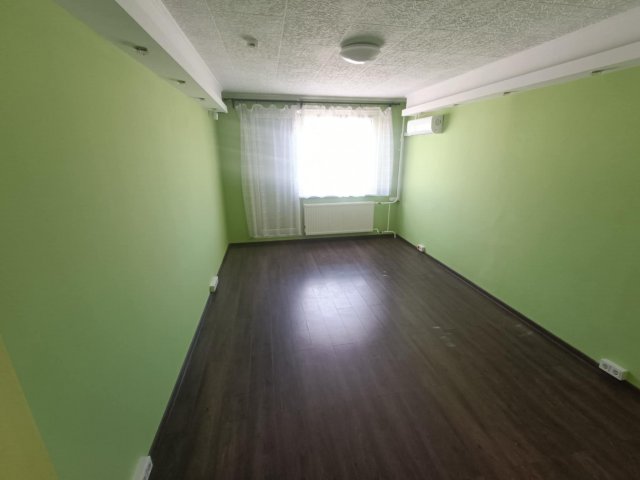 Kiadó panellakás, albérlet, Tatabányán 200 E Ft / hó, 2 szobás