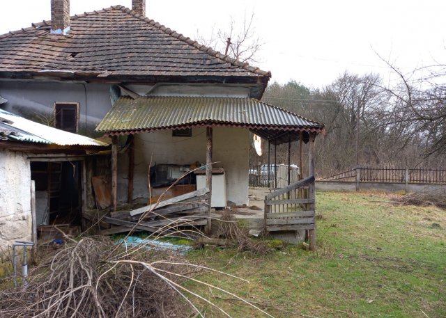 Eladó családi ház, Sirokban, Verpeléti úton 5.5 M Ft