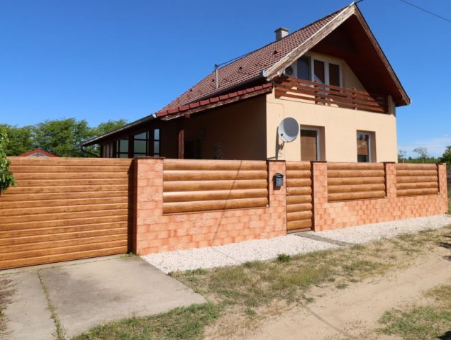 Eladó családi ház, Inárcson 64.9 M Ft, 3 szobás