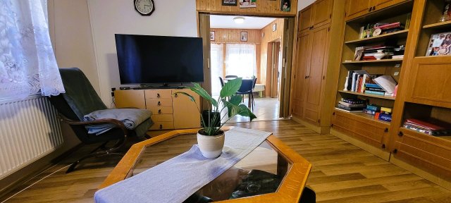Eladó családi ház, Nemesvámoson 99 M Ft, 5 szobás