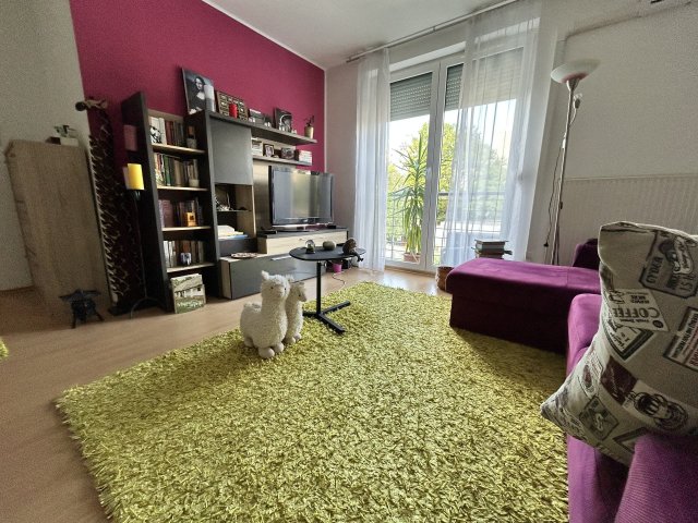 Eladó téglalakás, Budapesten, III. kerületben 84.9 M Ft