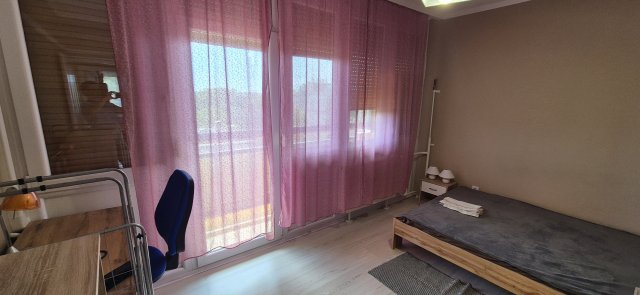 Kiadó téglalakás, albérlet, Debrecenben 220 E Ft / hó, 2 szobás