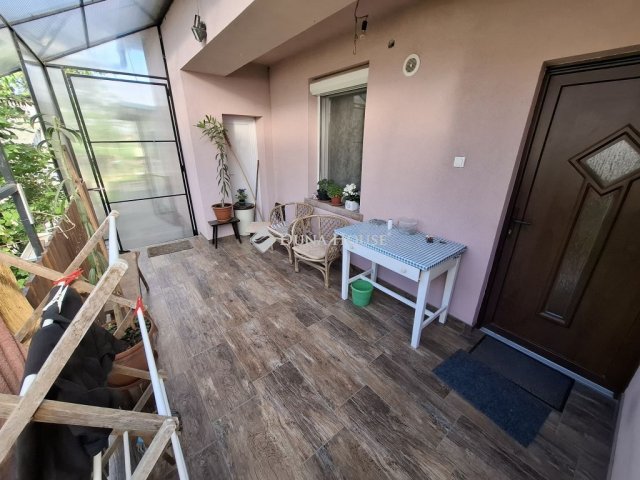 Eladó családi ház, Pálmonostorán 33 M Ft, 3 szobás