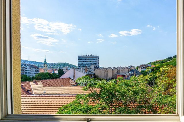 Eladó téglalakás, Budapesten, I. kerületben 112 M Ft, 2 szobás