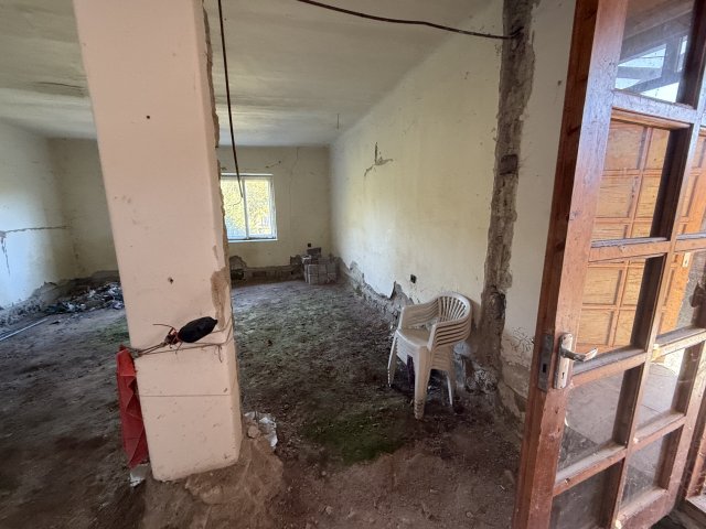 Eladó családi ház, Tokajban 35 M Ft, 1 szobás