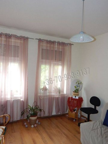 Eladó családi ház, Tapolcán 80 M Ft, 4+1 szobás