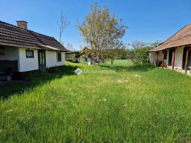 Eladó családi ház, Tápióbicskén 20.99 M Ft, 5 szobás