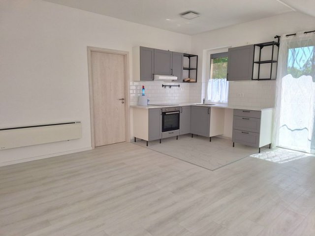 Kiadó téglalakás, albérlet, Érden 240 E Ft / hó, 2 szobás