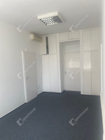 Kiadó iroda, Győrött 63 E Ft / hó, 1 szobás