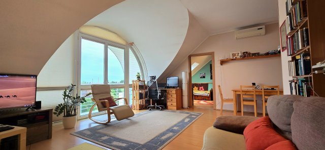 Eladó téglalakás, Székesfehérvárott 58 M Ft, 2+2 szobás