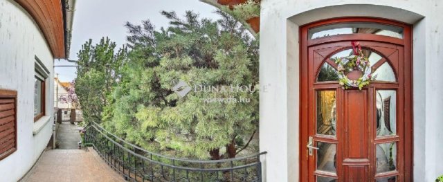 Eladó családi ház, Kecskeméten 90.99 M Ft, 6 szobás