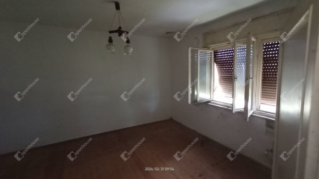 Eladó családi ház, Bakonyszentivánon 9.5 M Ft, 3 szobás