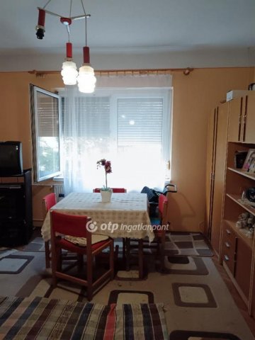 Eladó családi ház, Nagykállóban 33 M Ft, 3 szobás