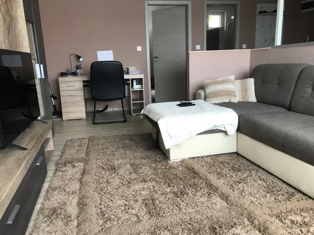 Kiadó téglalakás, albérlet, Pécsett 220 E Ft / hó, 2 szobás
