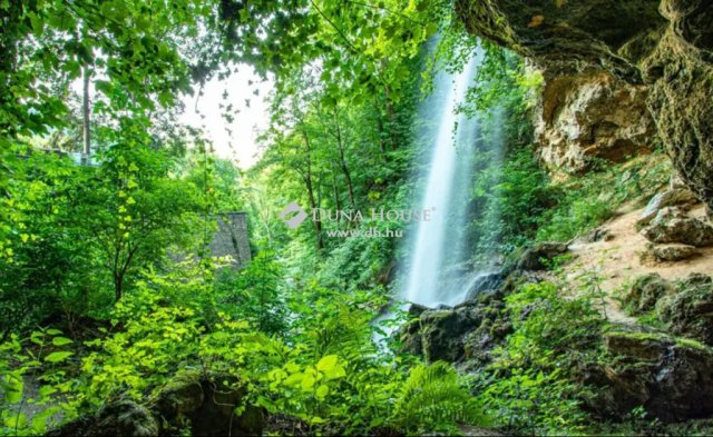 Eladó családi ház, Miskolcon 19.2 M Ft, 3 szobás