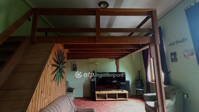 Eladó téglalakás, Gödöllőn 59.1 M Ft, 2+2 szobás