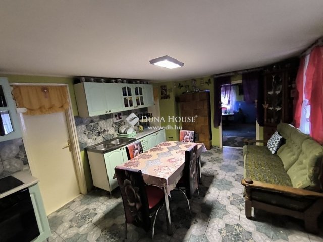 Eladó családi ház, Mágocson 16.5 M Ft, 2 szobás