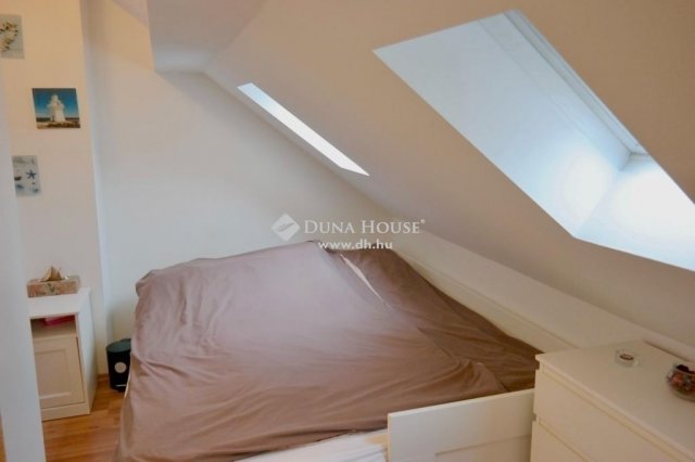 Eladó téglalakás, Budapesten, XX. kerületben 53.9 M Ft, 3 szobás