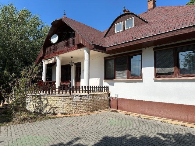 Eladó családi ház, Dabason 109 M Ft, 6 szobás