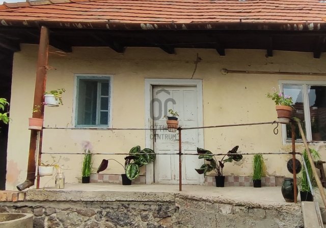 Eladó családi ház, Domoszlón 16 M Ft, 3 szobás