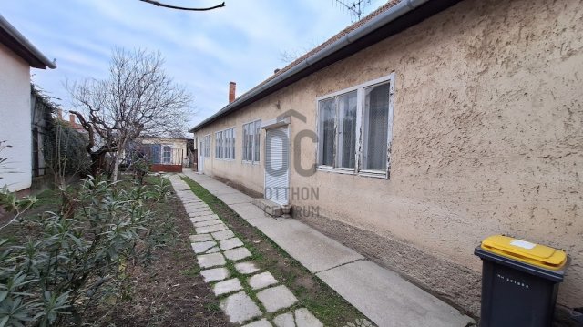 Eladó családi ház, Kalocsán 22.5 M Ft, 3 szobás