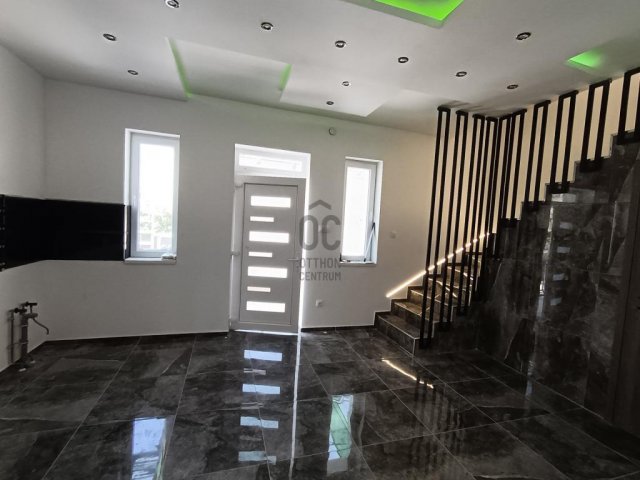 Eladó családi ház, Alsónémediben 129.9 M Ft, 6 szobás