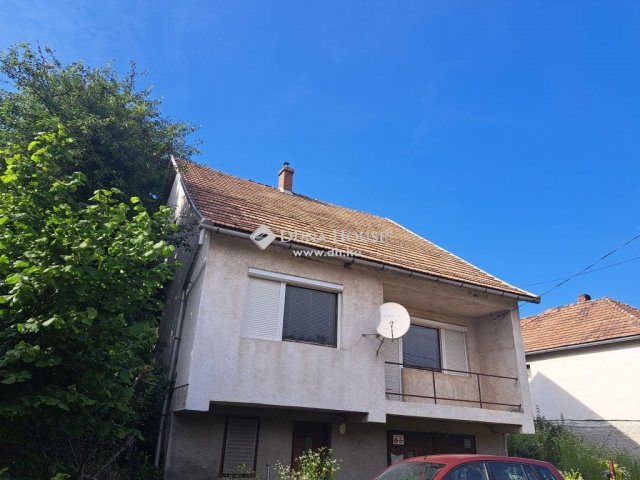 Eladó családi ház, Máriahalmon 41.5 M Ft, 2 szobás