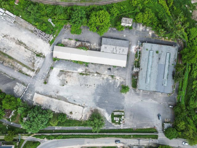 Kiadó ipari ingatlan, Miskolcon 1200 E Ft / hó
