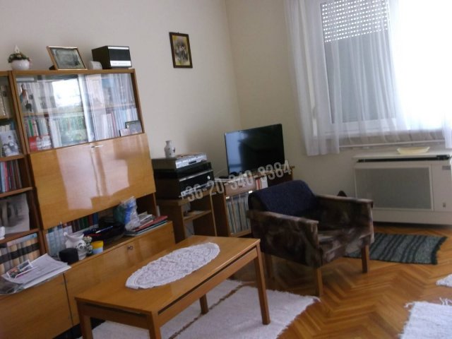 Eladó panellakás, Hajdúböszörményen 35 M Ft, 2 szobás